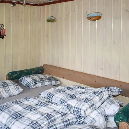 3 Bedroom Nice In *